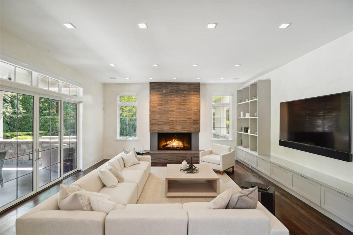 13,986 Sq. Ft. Mansion in Armonk, NY ($6,950,000)