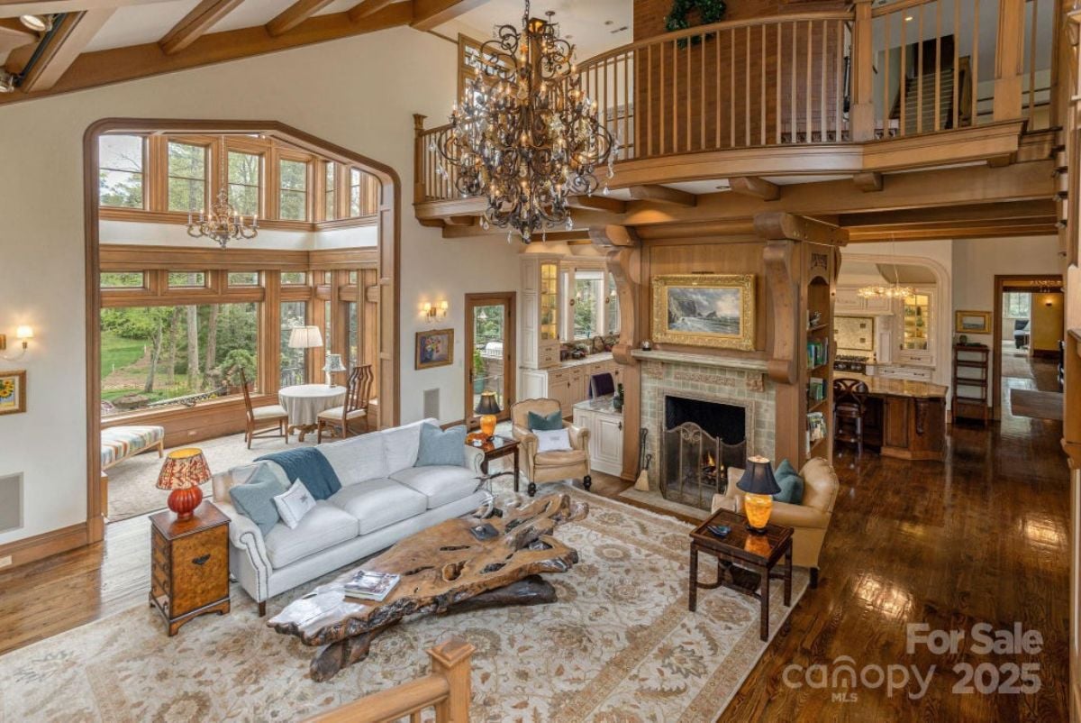 10,674 Sq. Ft. Mansion in Asheville, NC ($8,500,000)