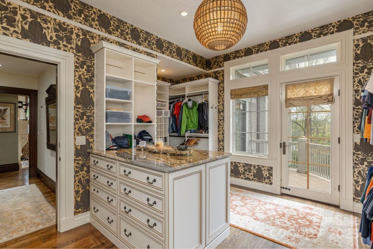 10,674 Sq. Ft. Mansion in Asheville, NC ($8,500,000)