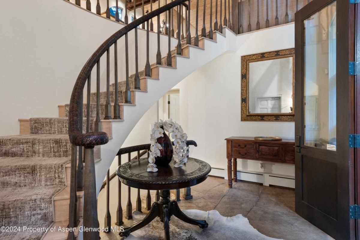 4,102 Sq. Ft. Mansion in Aspen, CO ($28,950,000)