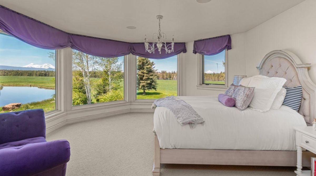 7,643 Sq. Ft. Mansion in Bend, OR ($9,750,000)