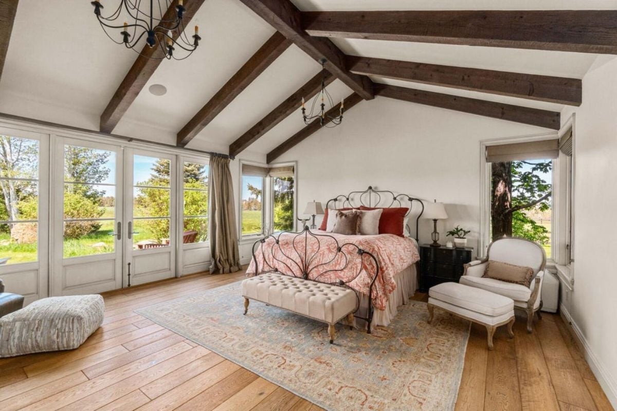 7,643 Sq. Ft. Mansion in Bend, OR ($9,750,000)