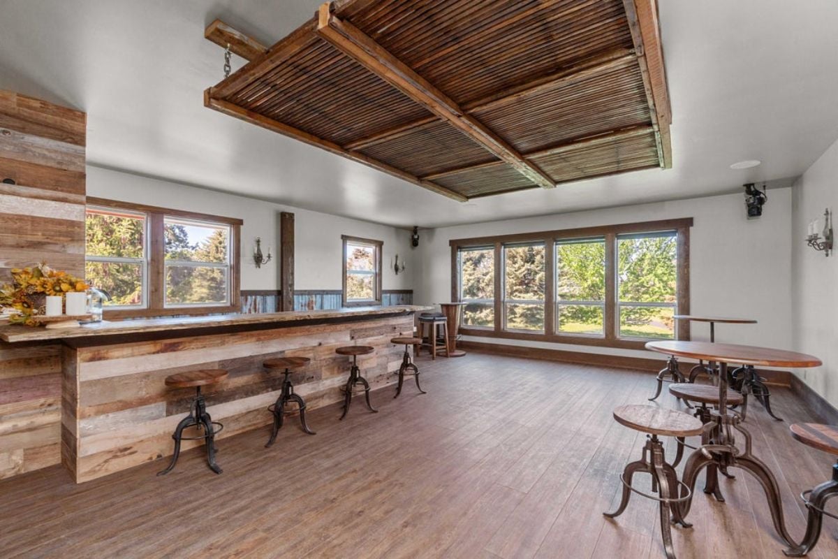 7,643 Sq. Ft. Mansion in Bend, OR ($9,750,000)