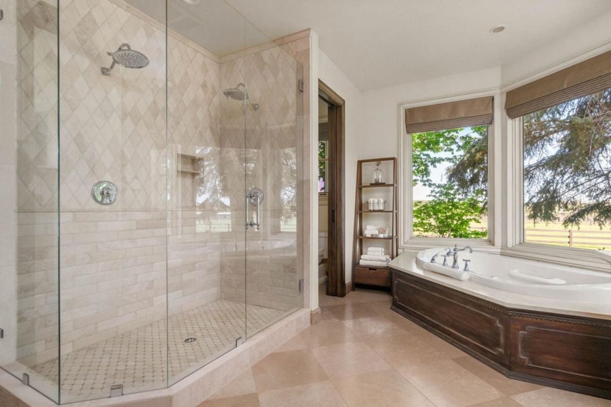 7,643 Sq. Ft. Mansion in Bend, OR ($9,750,000)