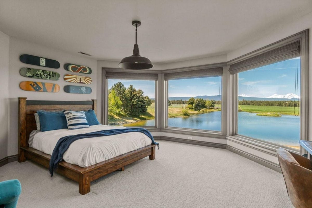 7,643 Sq. Ft. Mansion in Bend, OR ($9,750,000)