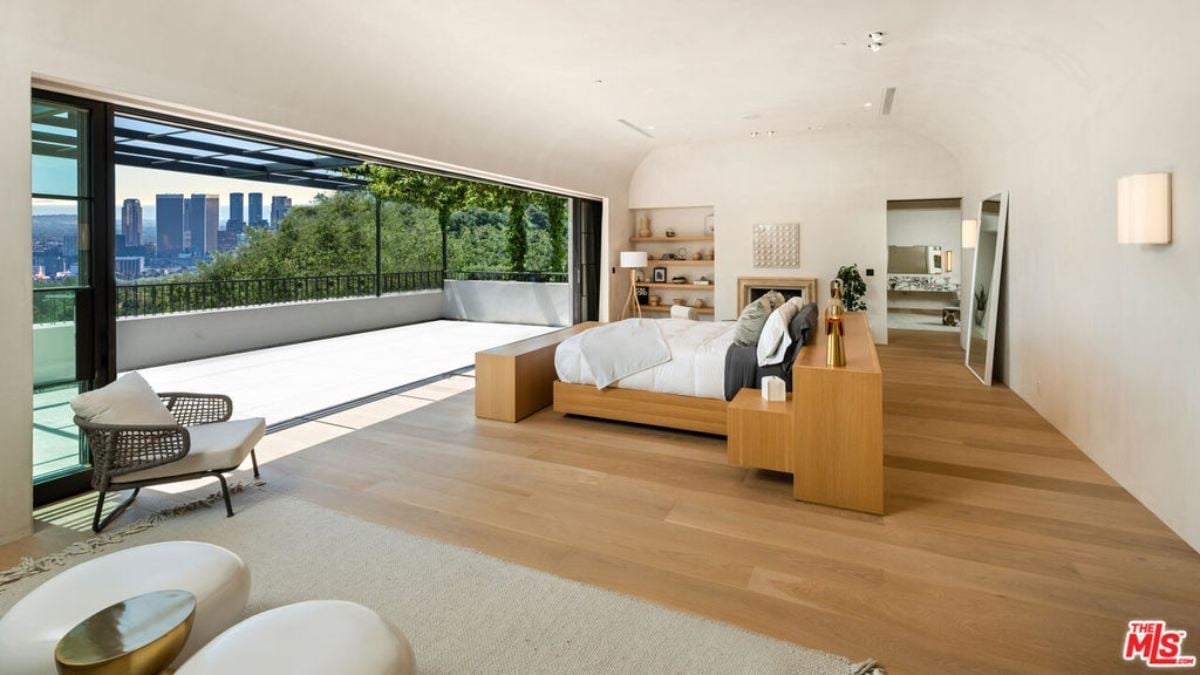 24,757 Sq. Ft. Mansion in Beverly Hills, CA ($79,000,000)