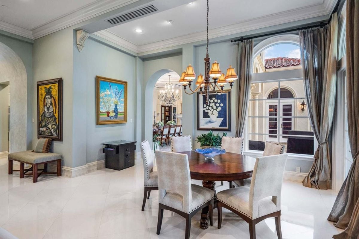 9,800 Sq. Ft. Mansion in Boca Raton, FL ($19,900,000)