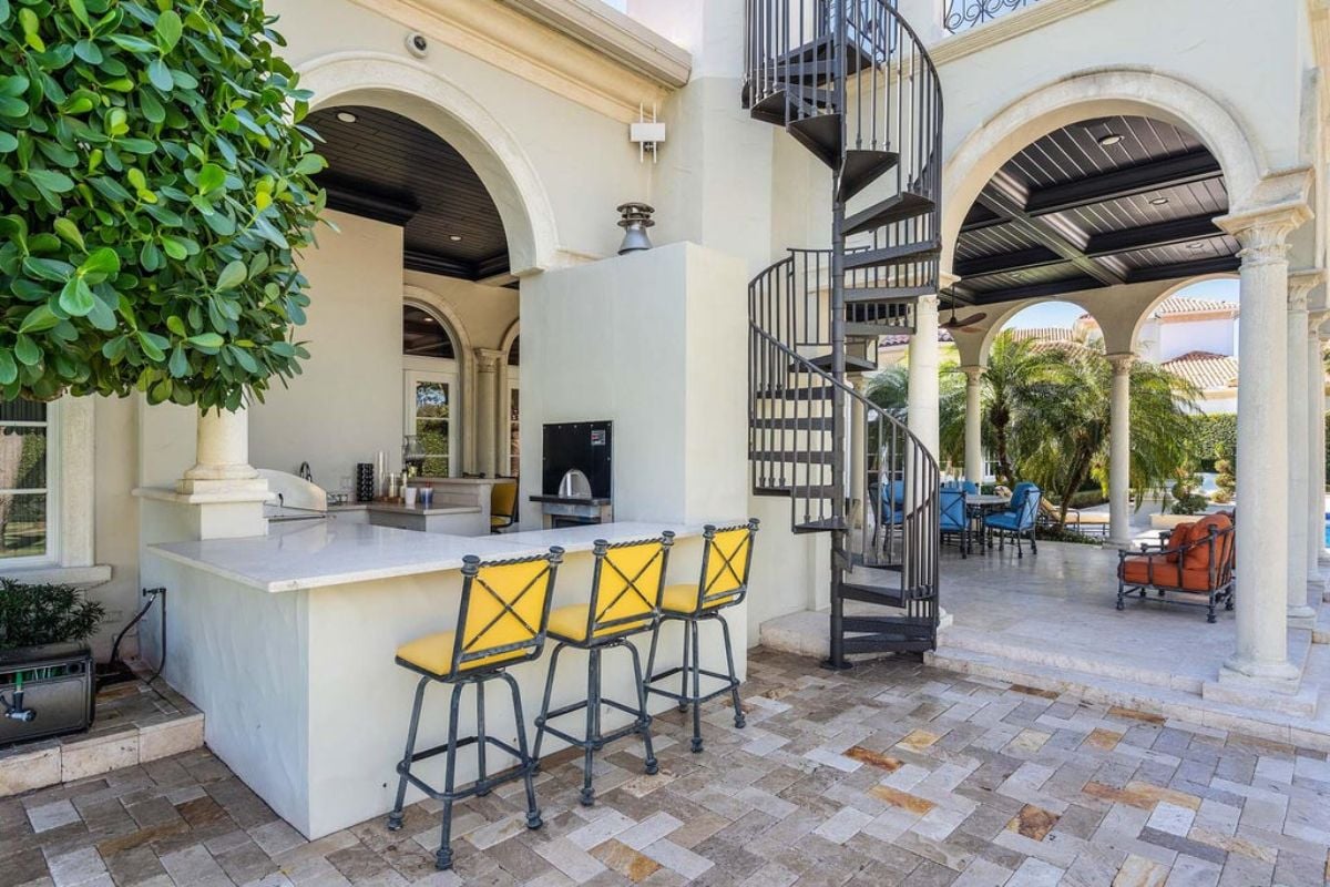9,800 Sq. Ft. Mansion in Boca Raton, FL ($19,900,000)