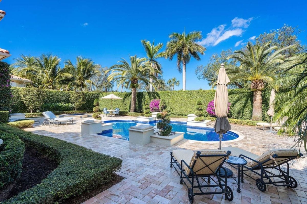 9,800 Sq. Ft. Mansion in Boca Raton, FL ($19,900,000)