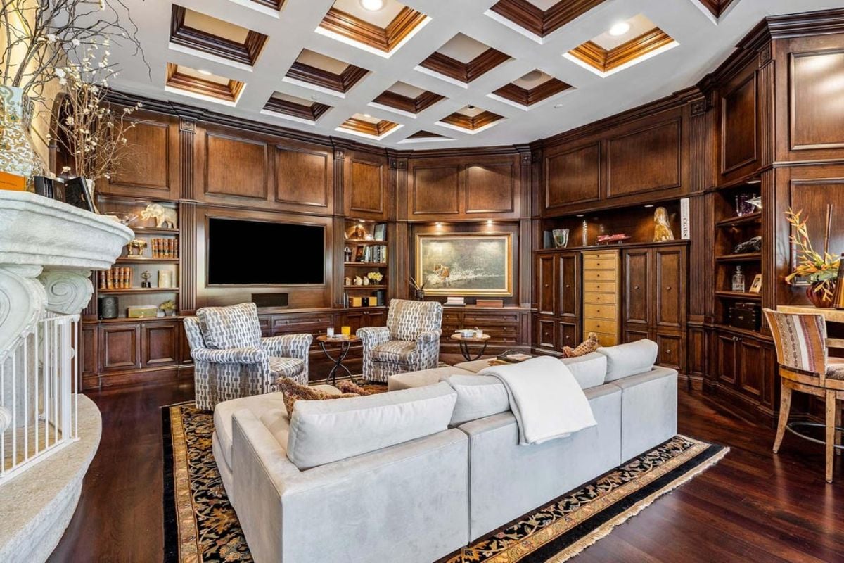 9,800 Sq. Ft. Mansion in Boca Raton, FL ($19,900,000)
