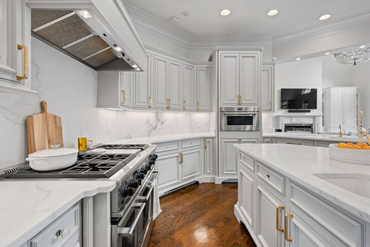 9,632 Sq. Ft. Mansion in Brentwood, TN ($4,095,000)