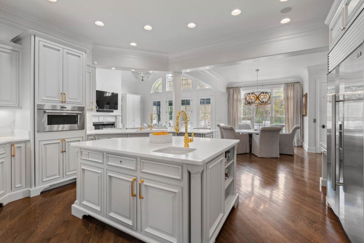 9,632 Sq. Ft. Mansion in Brentwood, TN ($4,095,000)