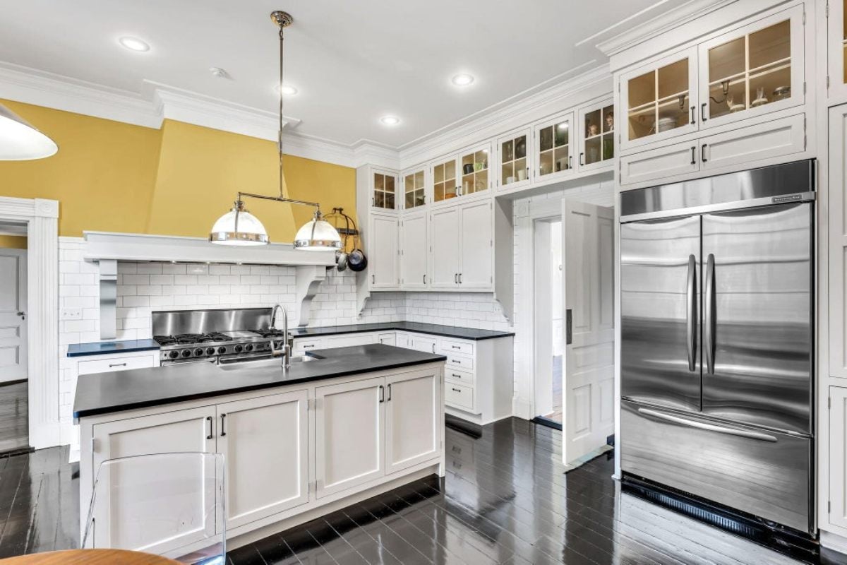 12,474 Sq. Ft. Mansion in Buchanan, VA ($6,250,000)