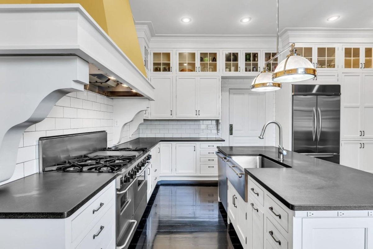 12,474 Sq. Ft. Mansion in Buchanan, VA ($6,250,000)