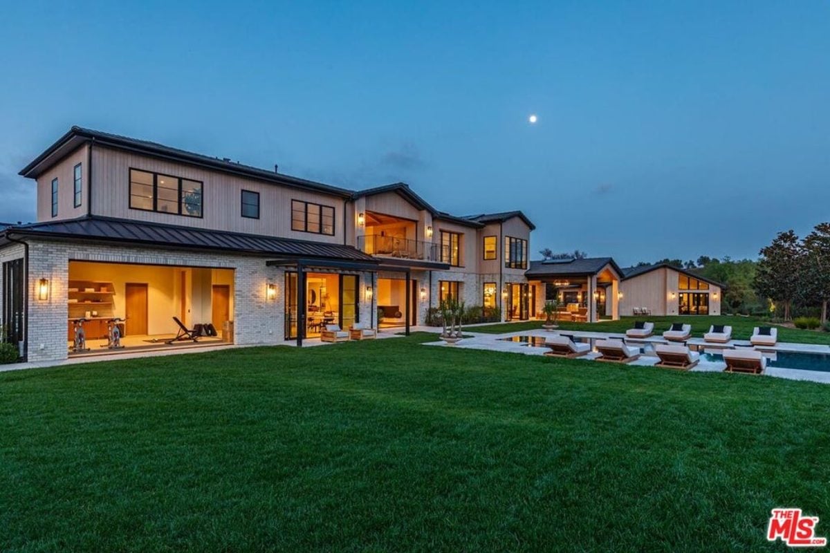 16,112 Sq. Ft. Mansion in Calabasas, CA ($19,500,000)