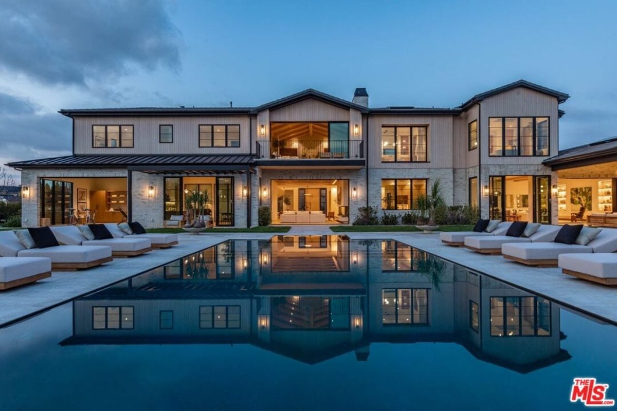 16,112 Sq. Ft. Mansion in Calabasas, CA ($19,500,000)