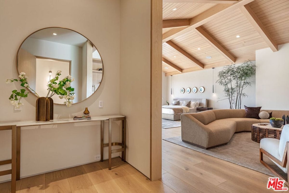16,112 Sq. Ft. Mansion in Calabasas, CA ($19,500,000)