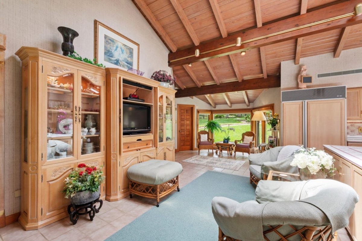 9,655 Sq. Ft. Mansion in Chapel Hill, NC ($5,400,000)