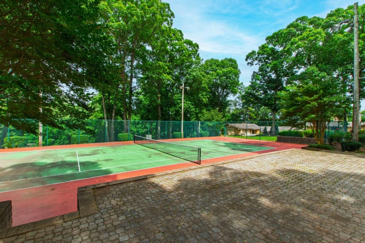 9,655 Sq. Ft. Mansion in Chapel Hill, NC ($5,400,000)