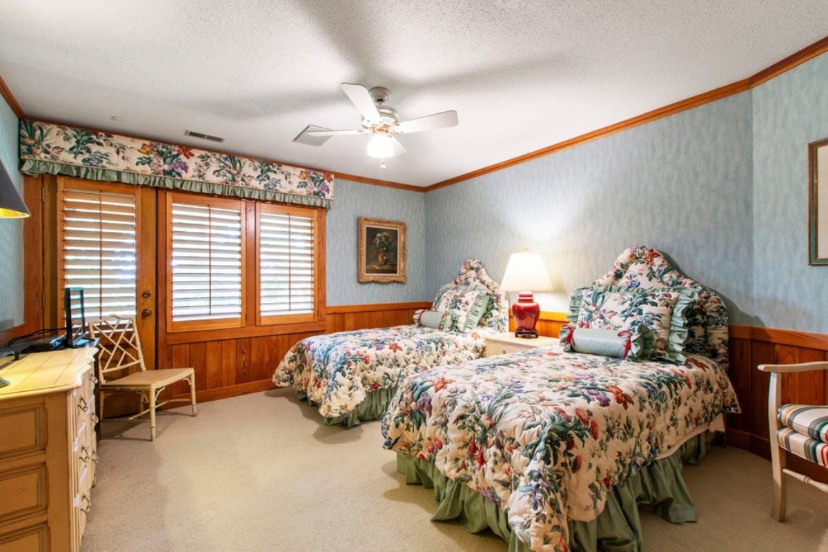 9,655 Sq. Ft. Mansion in Chapel Hill, NC ($5,400,000)