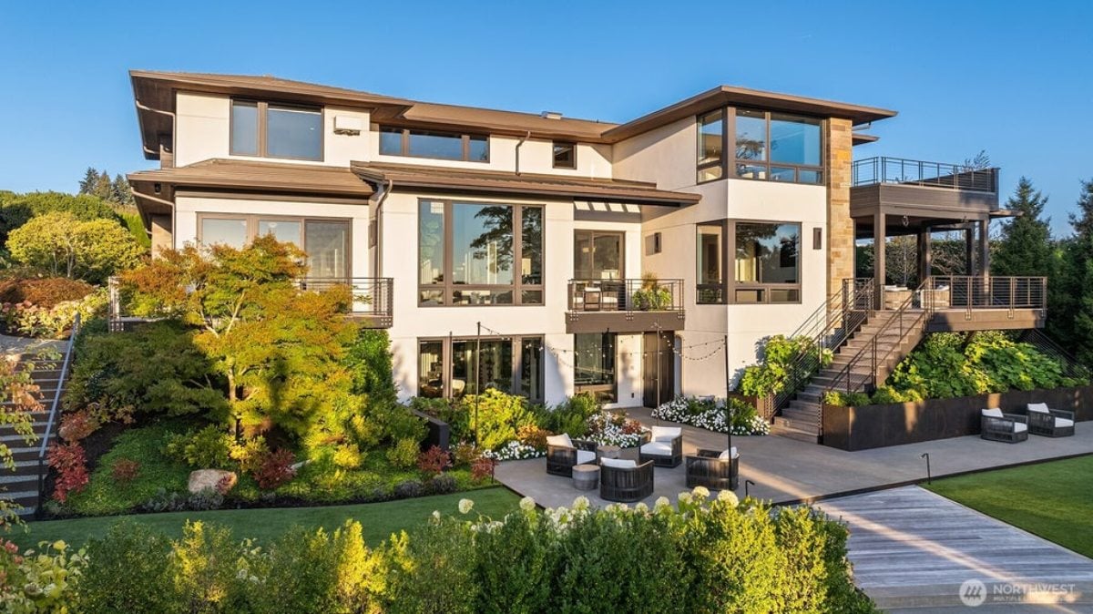 8,000 Sq. Ft. Mansion in Clyde Hill, WA ($17,000,000)