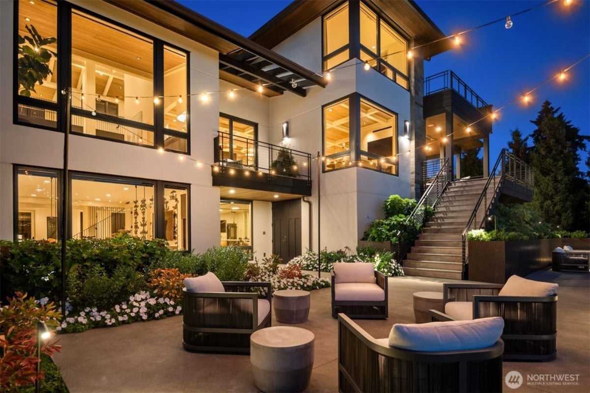 8,000 Sq. Ft. Mansion in Clyde Hill, WA ($17,000,000)