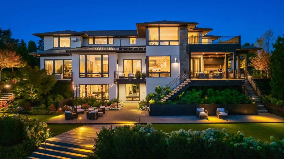 8,000 Sq. Ft. Mansion in Clyde Hill, WA ($17,000,000)