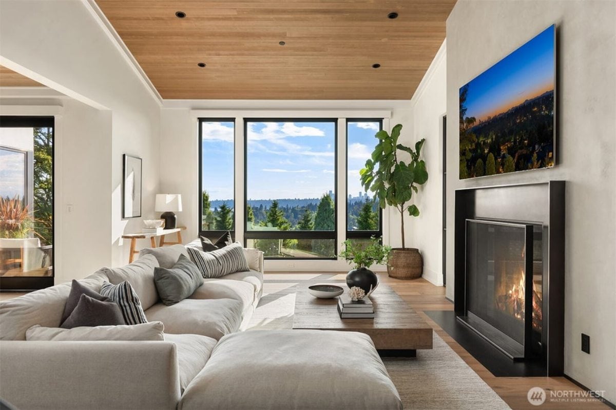 8,000 Sq. Ft. Mansion in Clyde Hill, WA ($17,000,000)