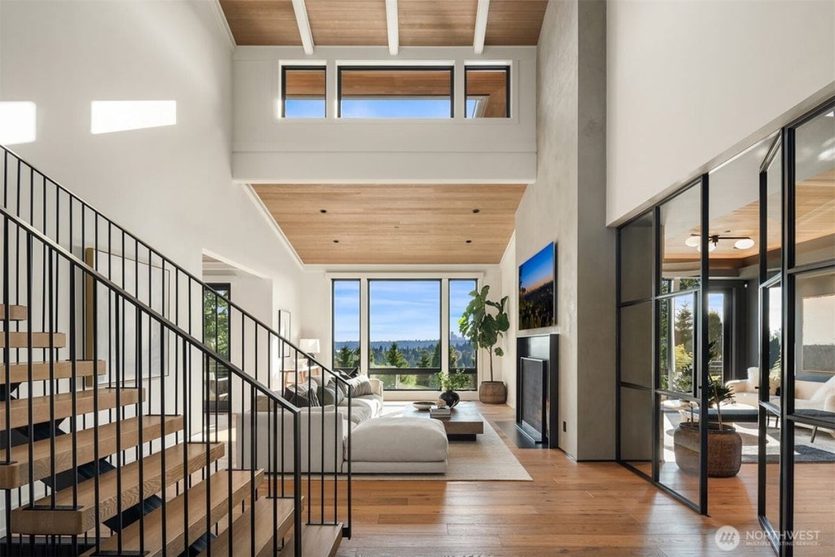8,000 Sq. Ft. Mansion in Clyde Hill, WA ($17,000,000)