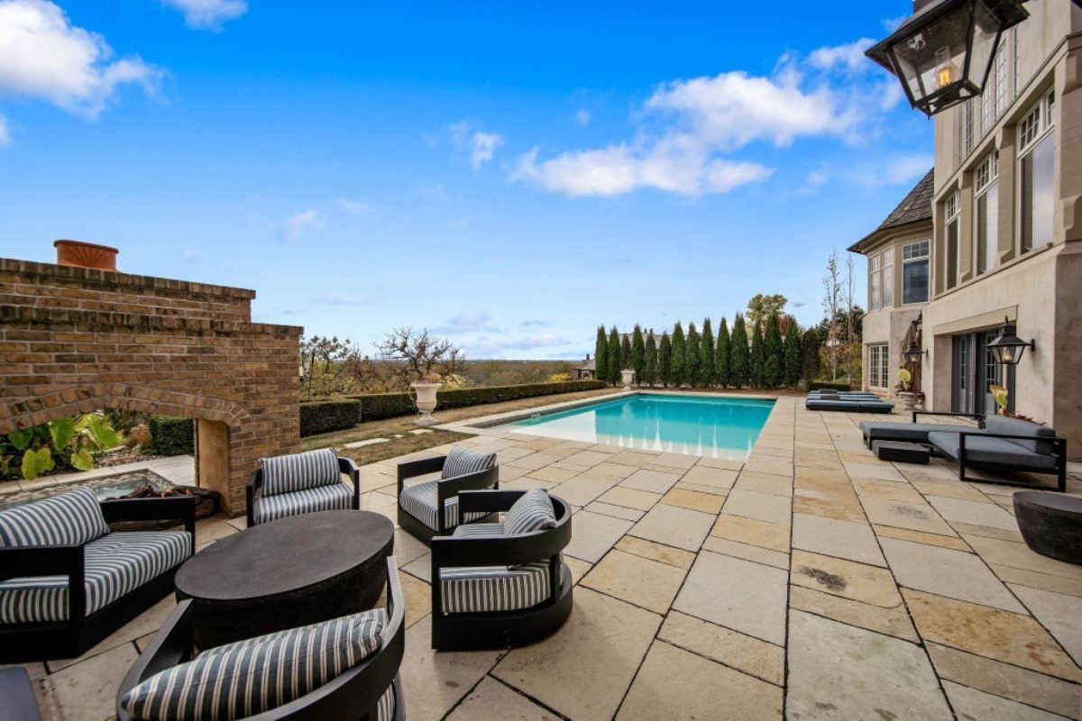 12,558 Sq. Ft. Mansion in Eden Prairie, MN ($6,000,000)