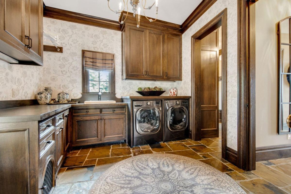 12,558 Sq. Ft. Mansion in Eden Prairie, MN ($6,000,000)