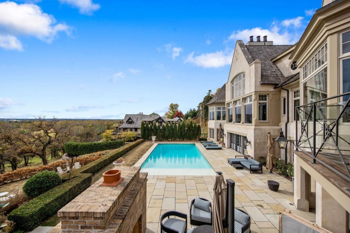 12,558 Sq. Ft. Mansion in Eden Prairie, MN ($6,000,000)