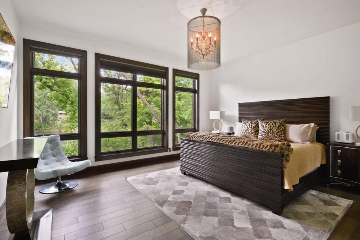 8,871 Sq. Ft. Mansion in Edina, MN ($3,995,000)