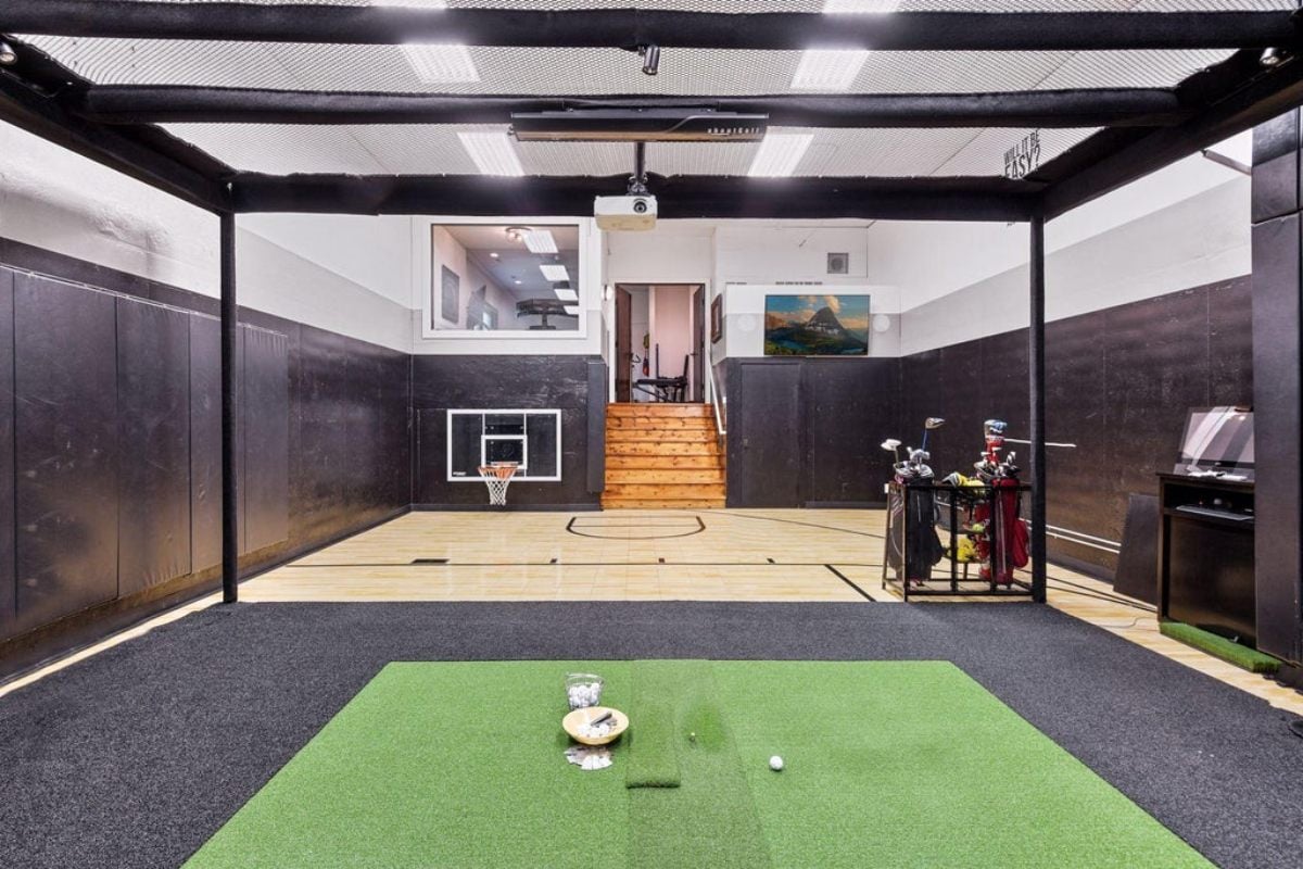8,871 Sq. Ft. Mansion in Edina, MN ($3,995,000)