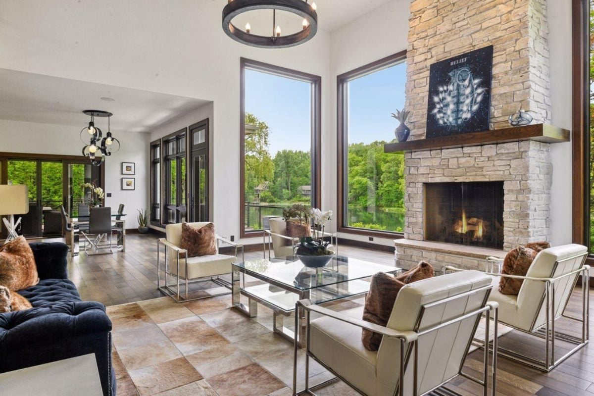 8,871 Sq. Ft. Mansion in Edina, MN ($3,995,000)
