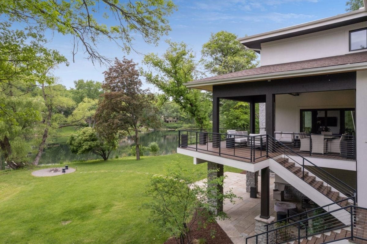 8,871 Sq. Ft. Mansion in Edina, MN ($3,995,000)