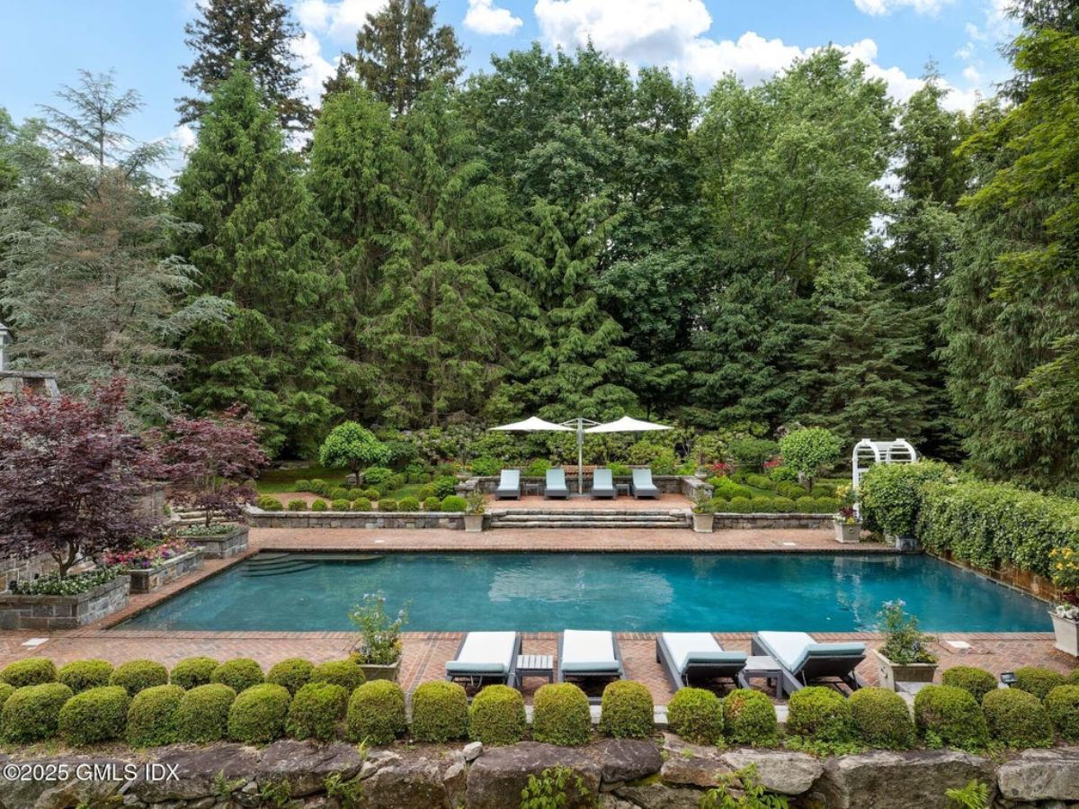 16,597 Sq. Ft. Mansion in Greenwich, CT ($17,500,000)