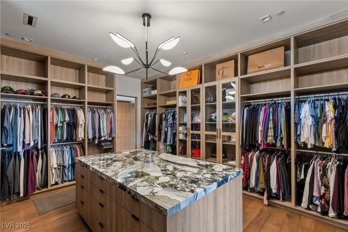 8,438 Sq. Ft. Mansion in Henderson, NV ($11,650,000)