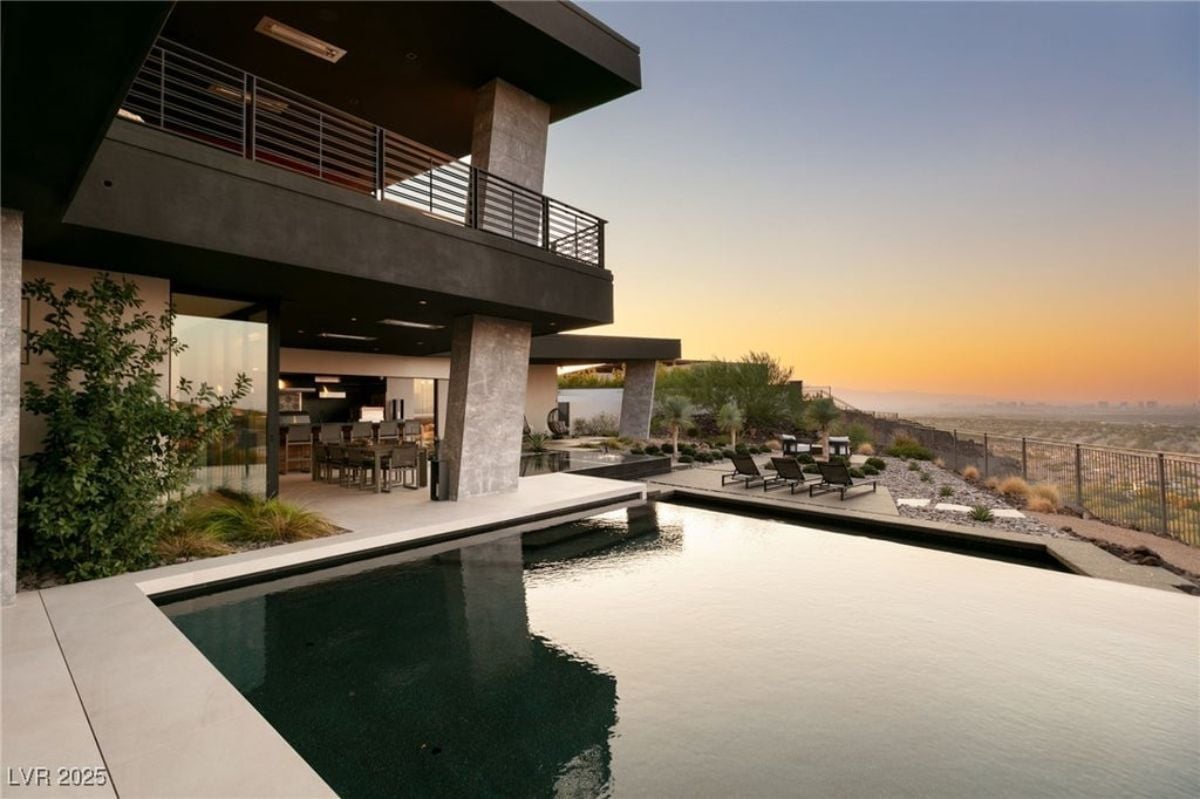 8,438 Sq. Ft. Mansion in Henderson, NV ($11,650,000)