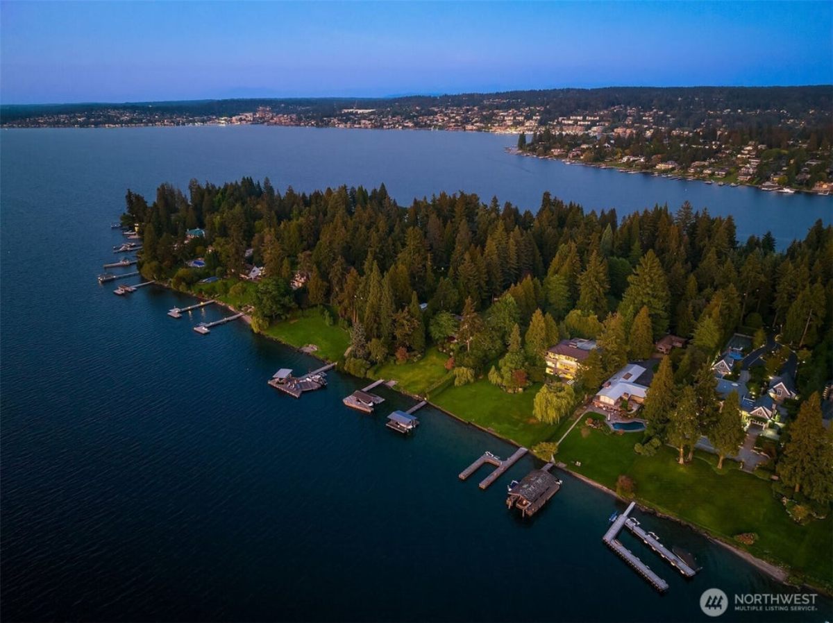 7,759 Sq. Ft. Mansion in Hunts Point, WA ($35,000,000)