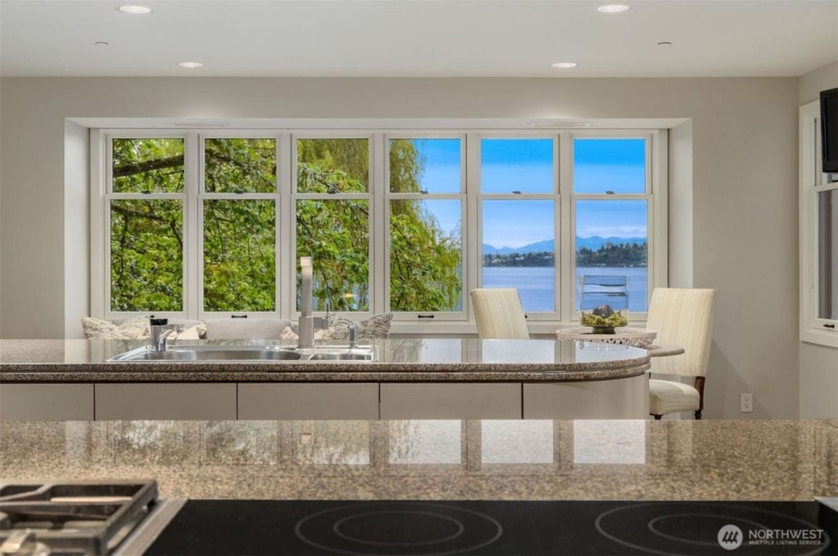 7,759 Sq. Ft. Mansion in Hunts Point, WA ($35,000,000)