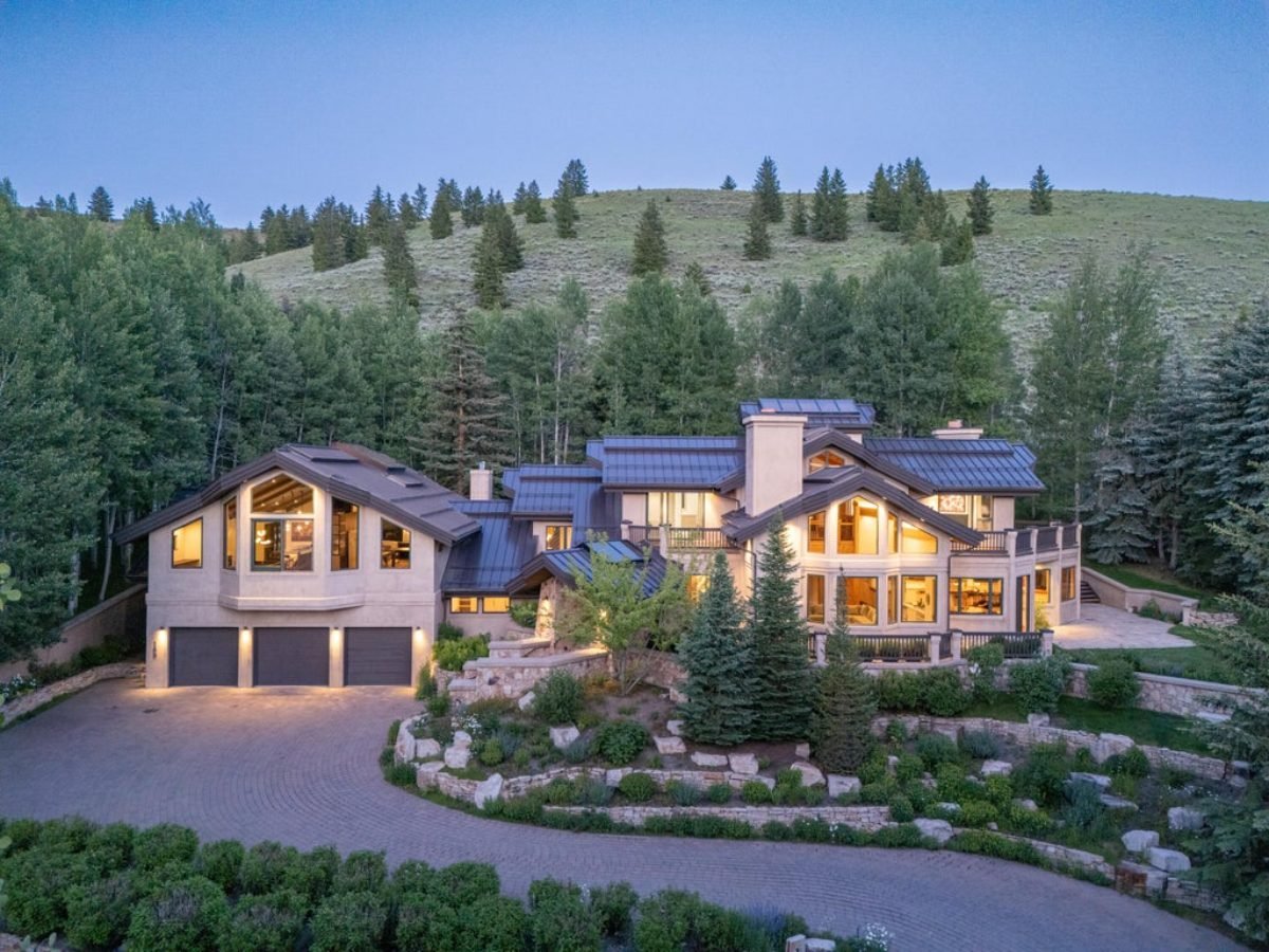9,217 Sq. Ft. Mansion in Ketchum, ID ($13,500,000)