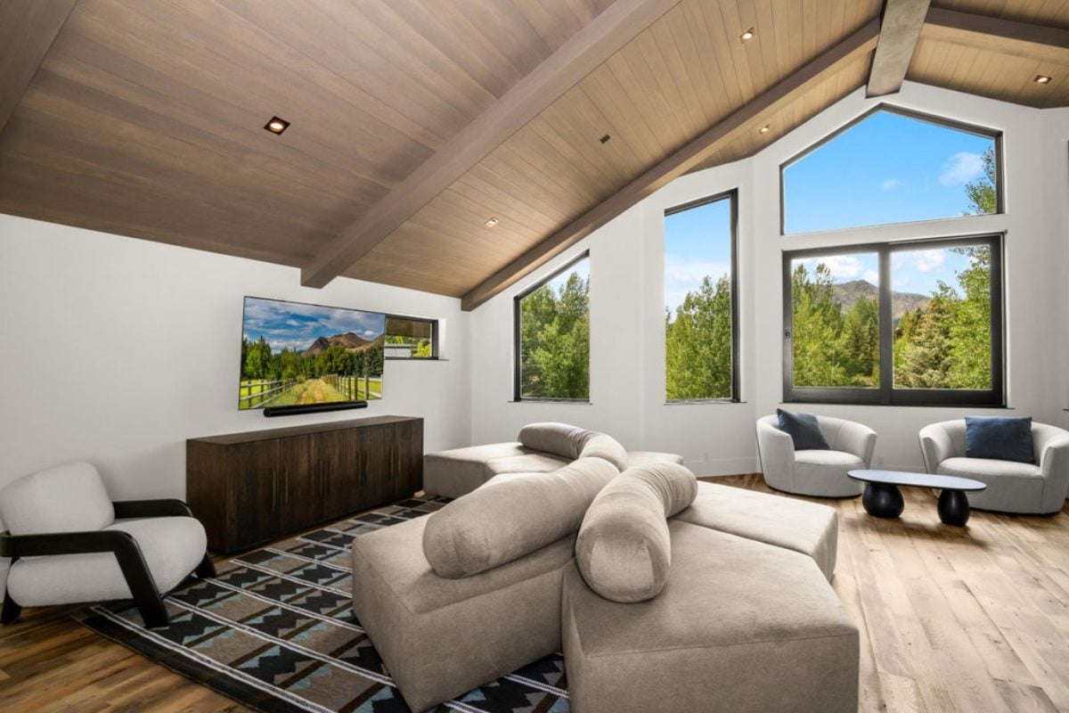 9,217 Sq. Ft. Mansion in Ketchum, ID ($13,500,000)