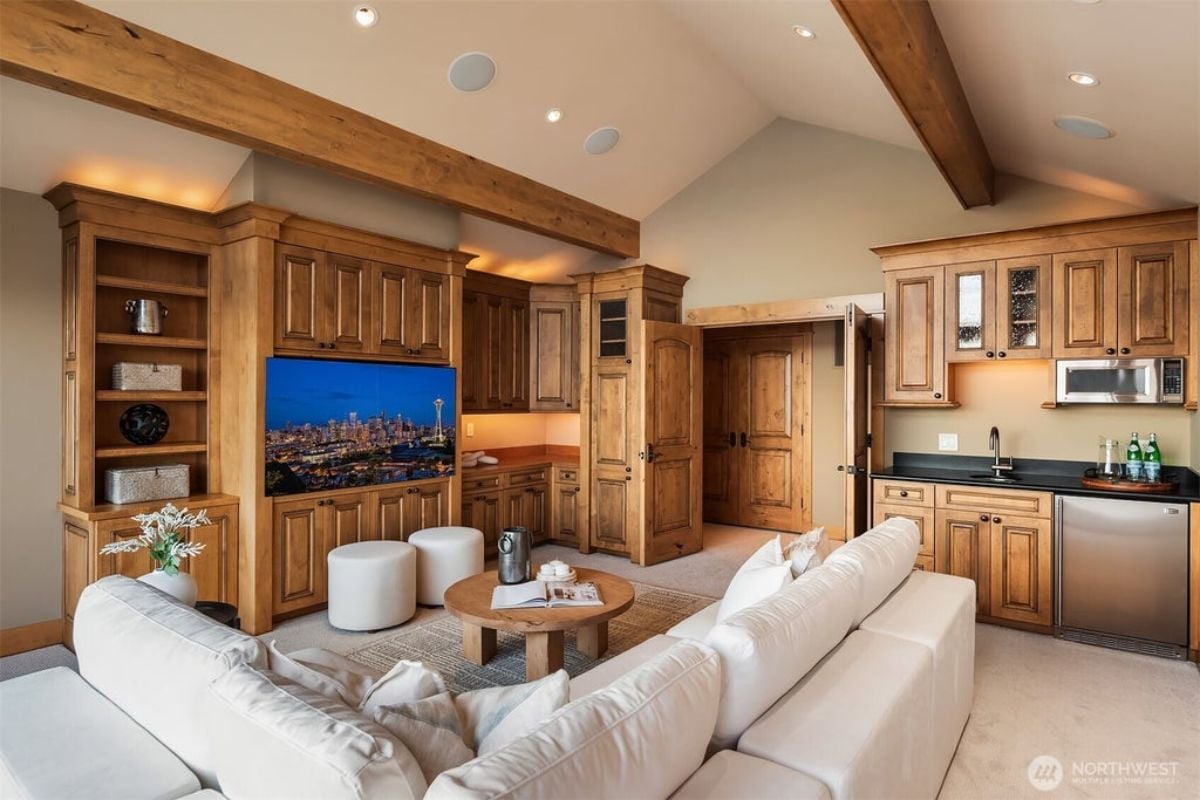 4,840 Sq. Ft. Mansion in Kirkland, WA ($11,800,000)