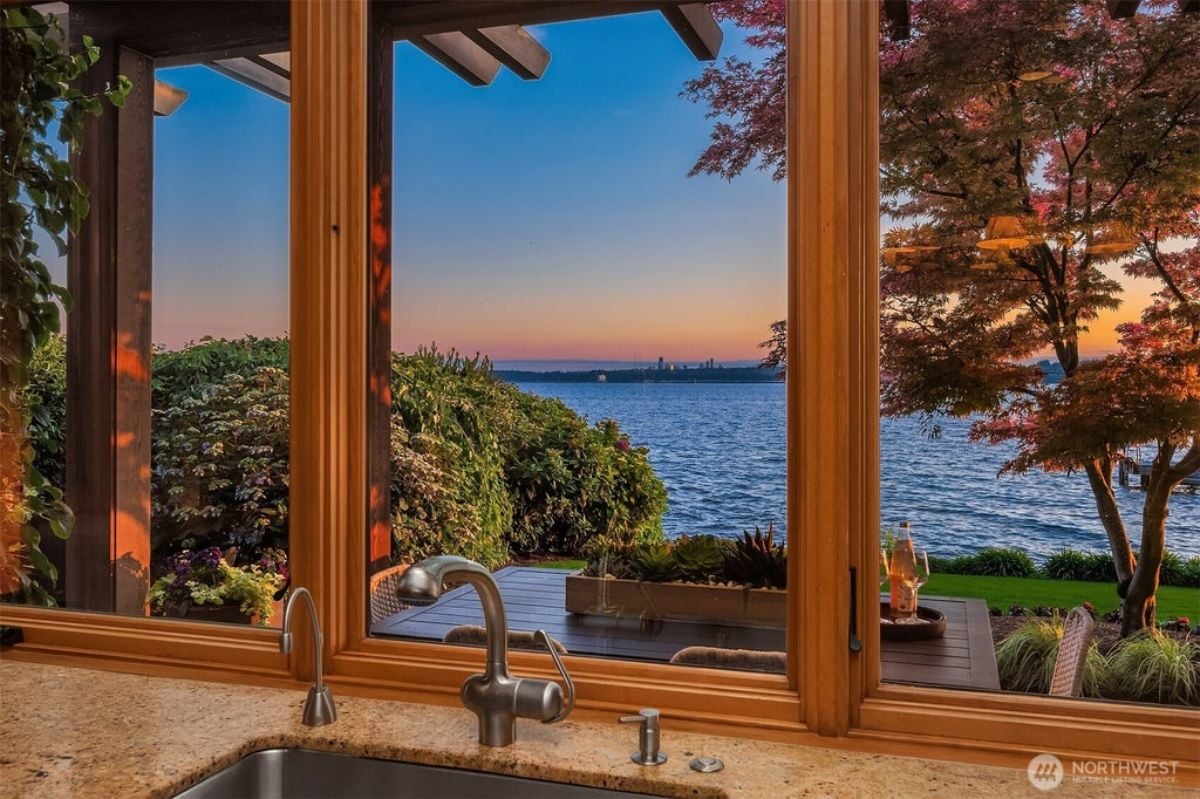 4,840 Sq. Ft. Mansion in Kirkland, WA ($11,800,000)