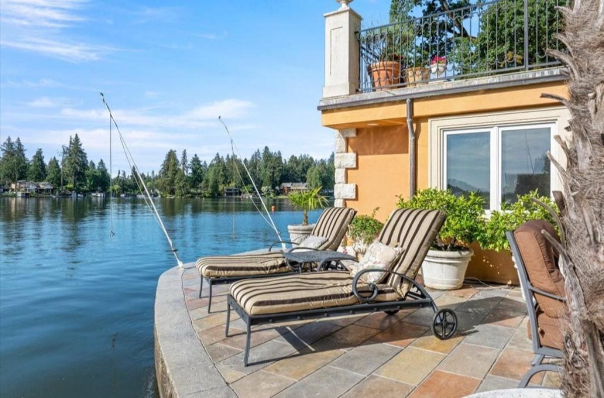 5,510 Sq. Ft. Mansion in Lake Oswego, OR ($5,995,000)