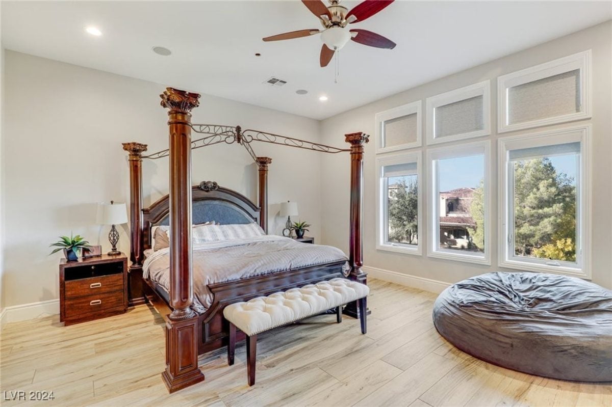 10,643 Sq. Ft. Mansion in Las Vegas, NV ($10,990,000)