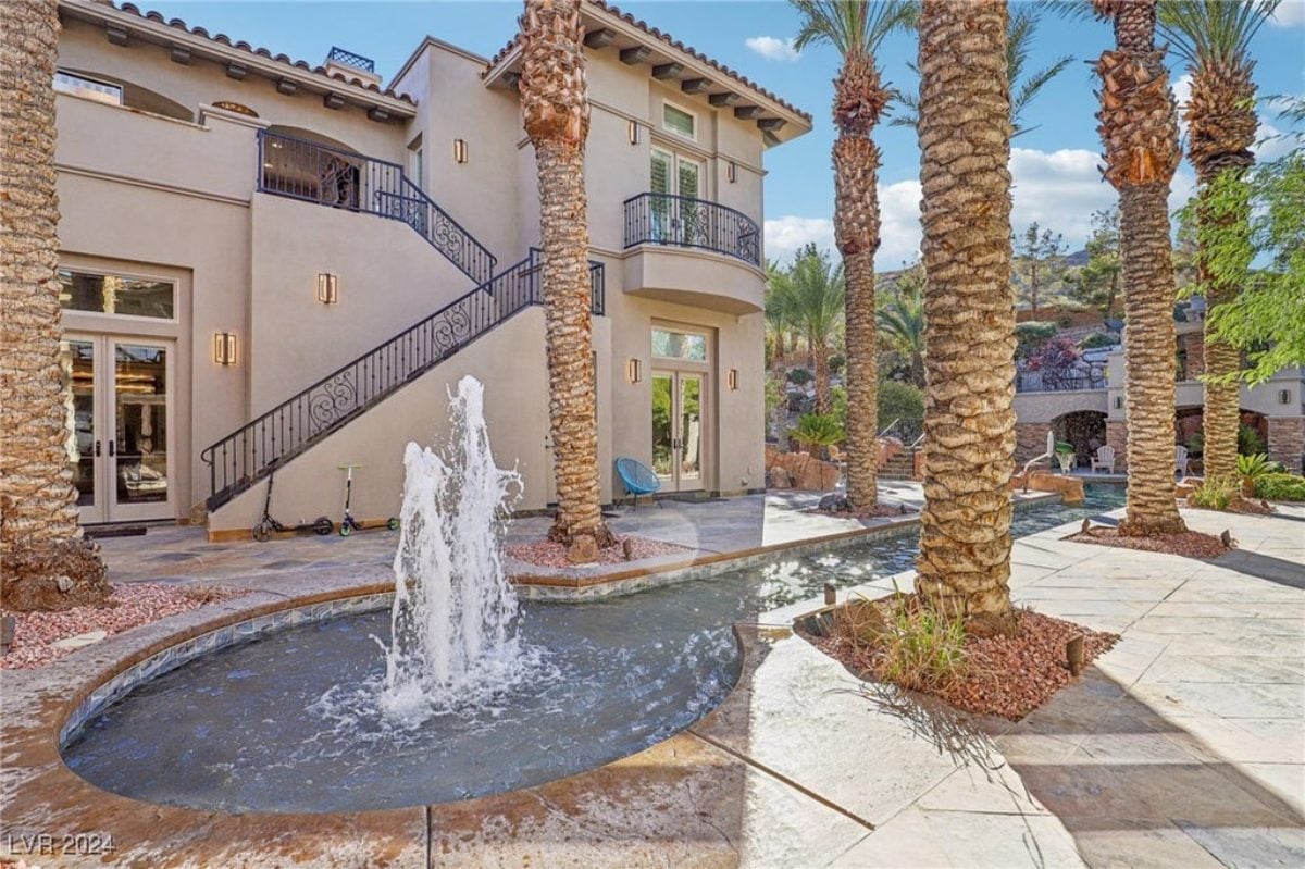 10,643 Sq. Ft. Mansion in Las Vegas, NV ($10,990,000)