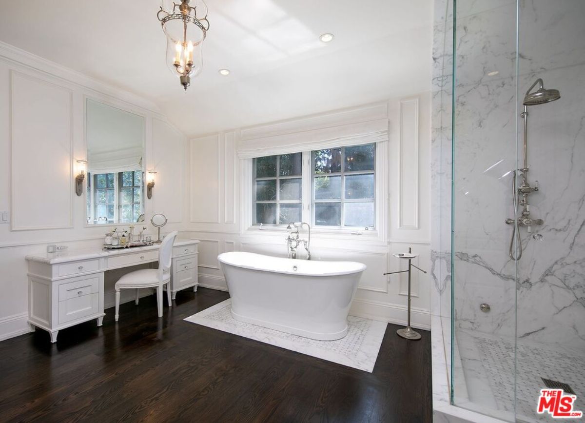 6,789 Sq. Ft. Mansion in Los Angeles, CA ($22,000,000)