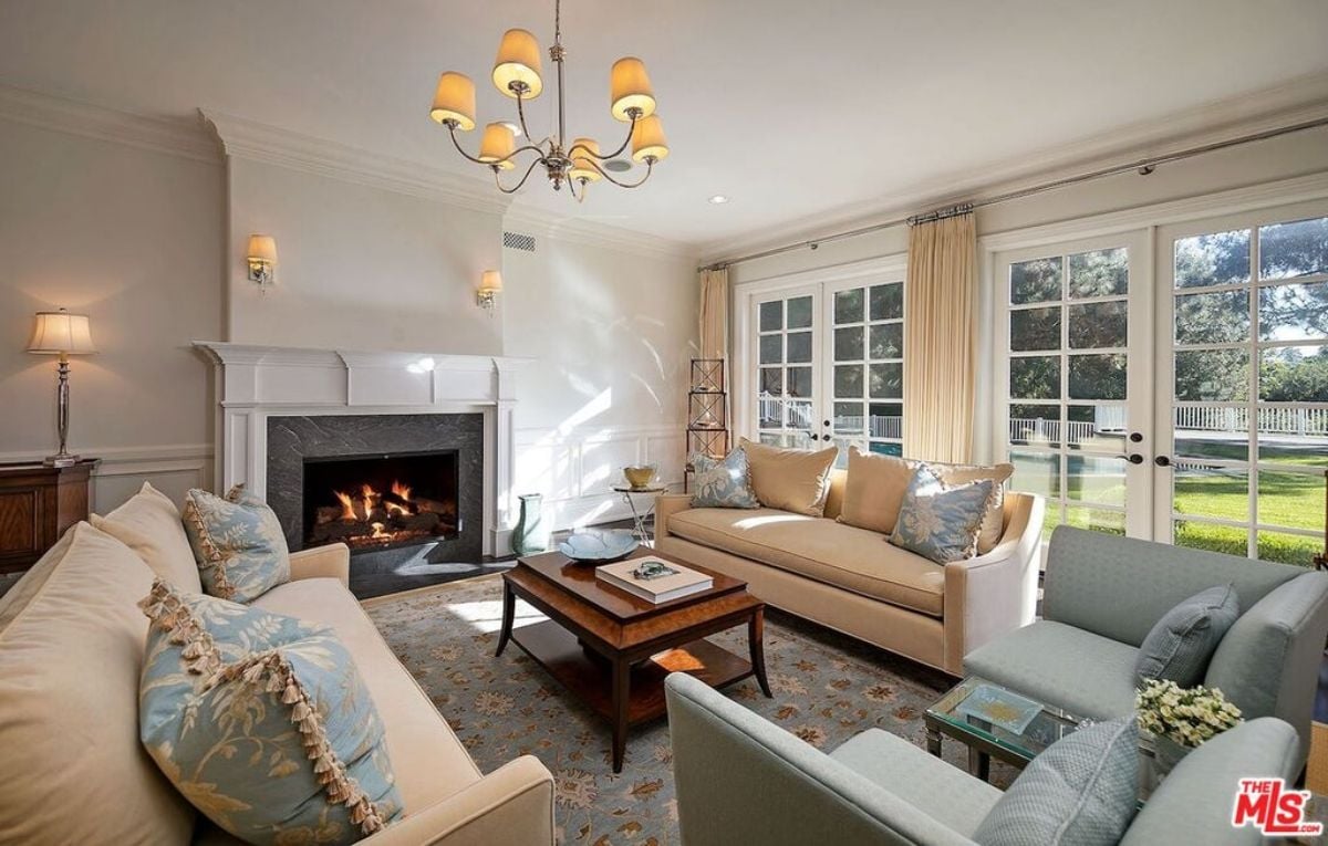 6,789 Sq. Ft. Mansion in Los Angeles, CA ($22,000,000)